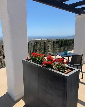 Casa 4*